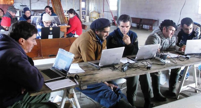 talleres de alfabetizacion digital centros mec rural